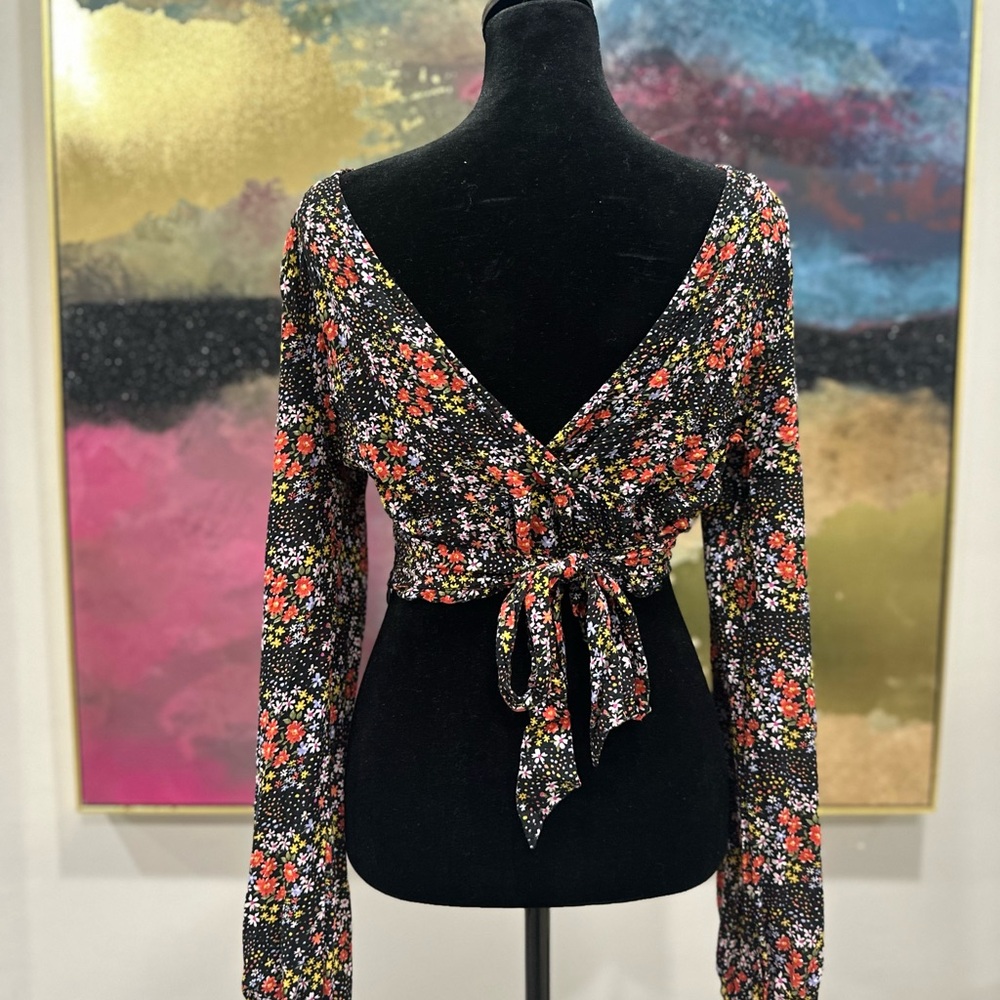 Floral Print Top with Zipper